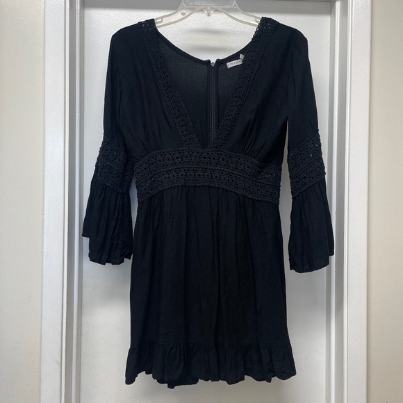 INDAH Black Crochet Trim V Neck Mini Dress - Picture 3 of 12